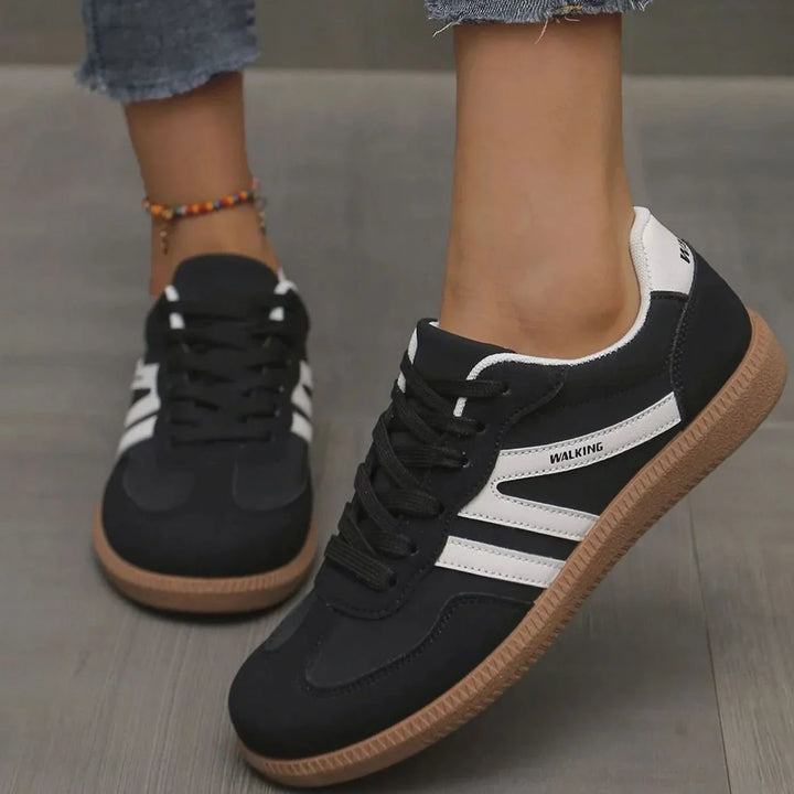 Wygodne sneakersy damskie w ujęciu pod kątem, zdrowie stóp i komfort