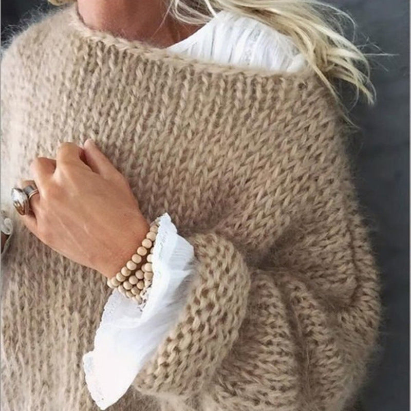 Kobiecy sweter oversize Freja w kolorze khaki z szerokimi rękawami