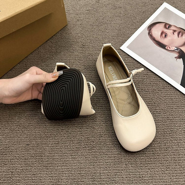 Wygodne buty damskie płaskie typu baleriny z paskiem na podbicie