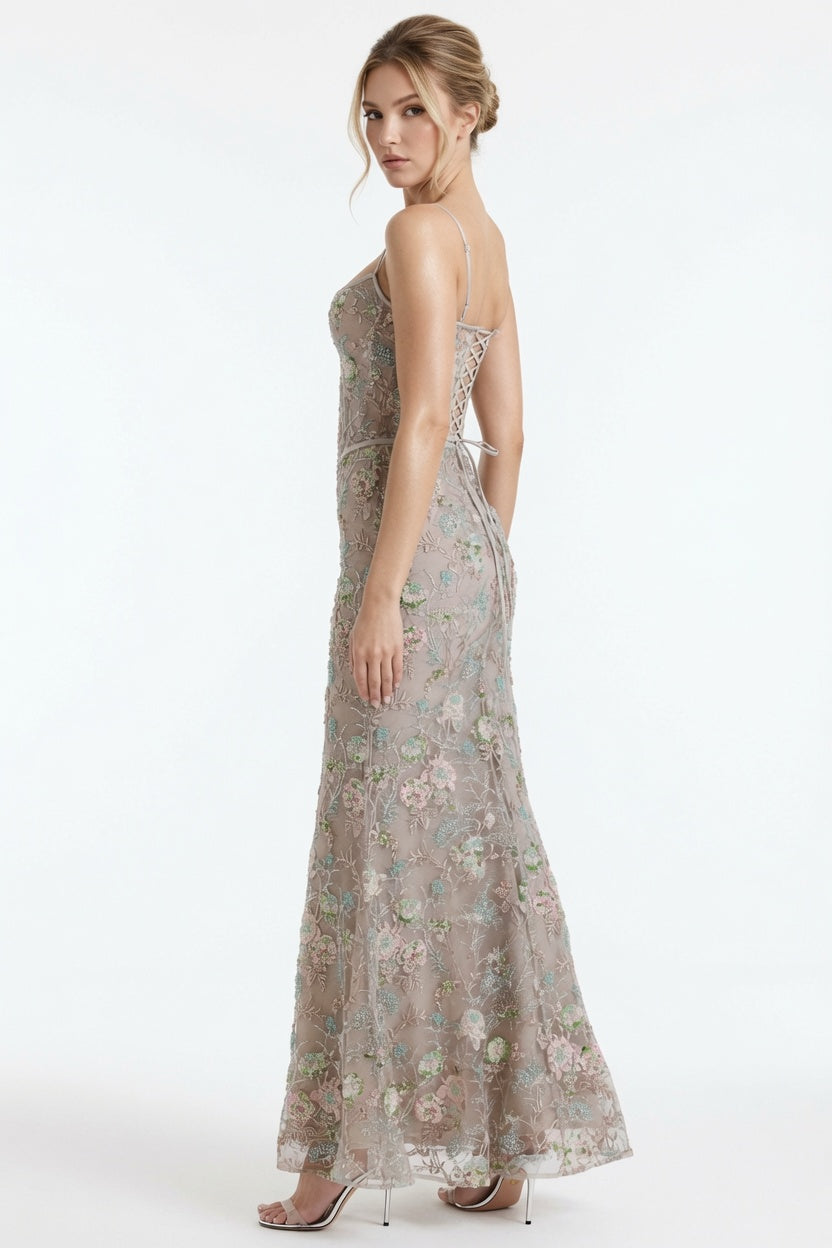 Haftowana sukienka premium maxi w eleganckim i kobiecym fasonie