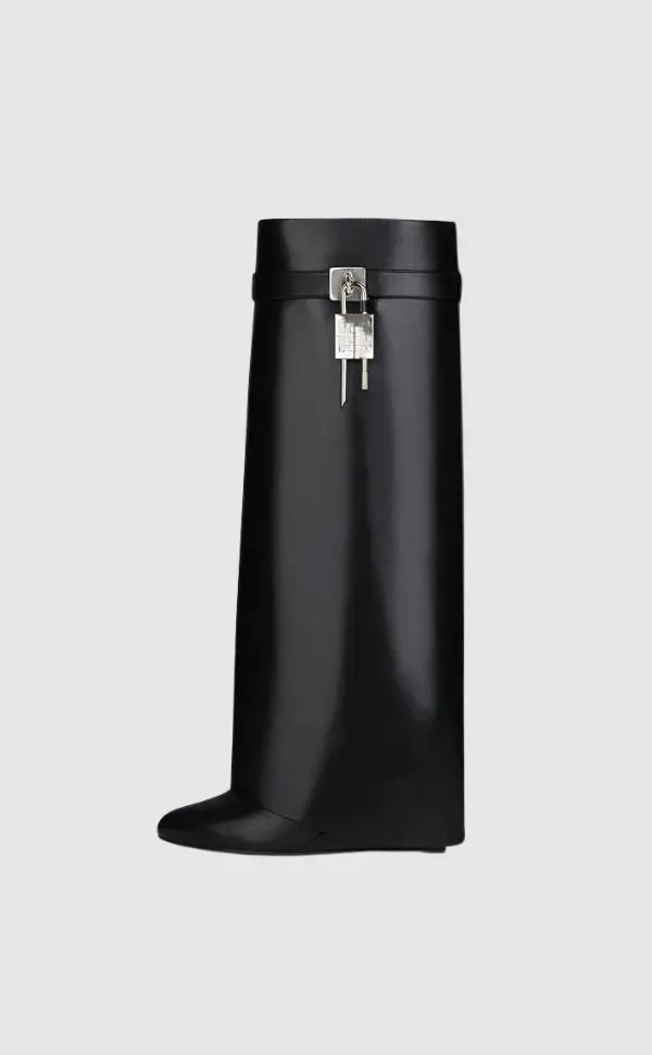 Eleganckie czarne kozaki za kolano, stylowe buty damskie na platformie