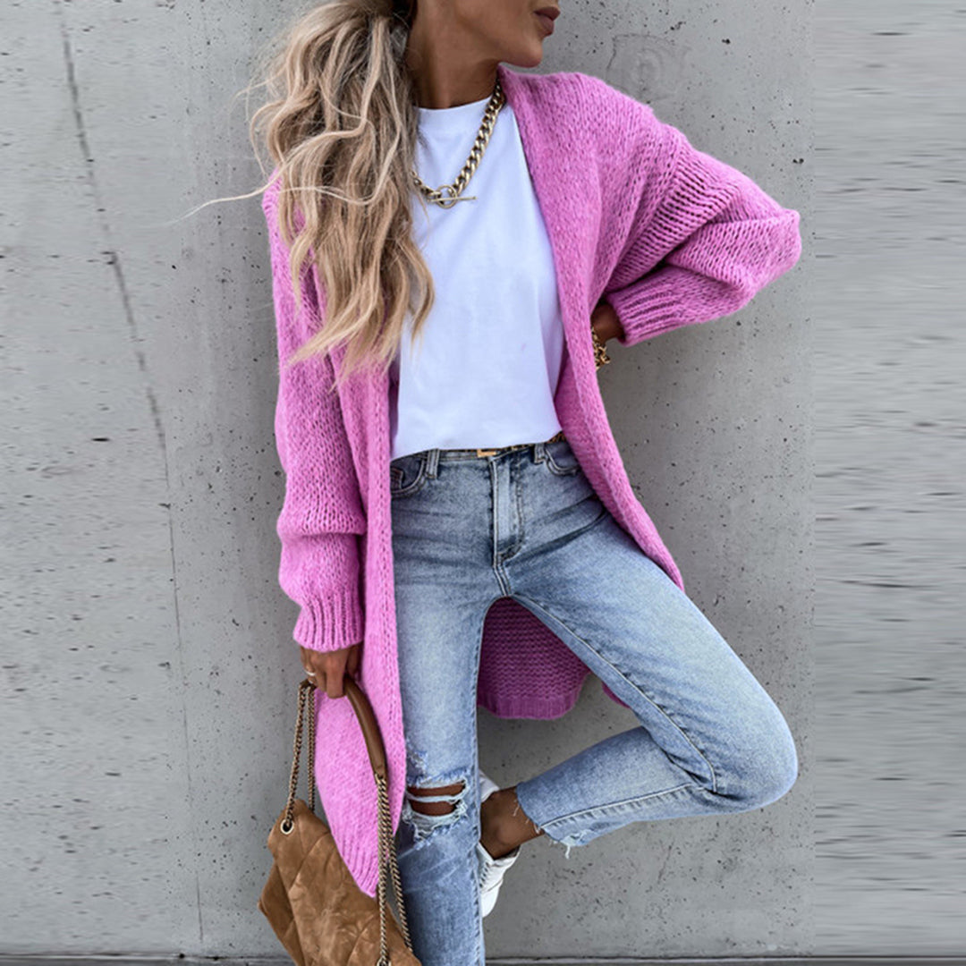 Luźny kardigan damski casualowy styl na modelce w całości