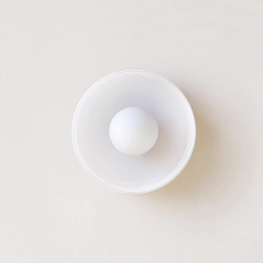 Designerska lampa LED do salonu tworząca ciepły klimat