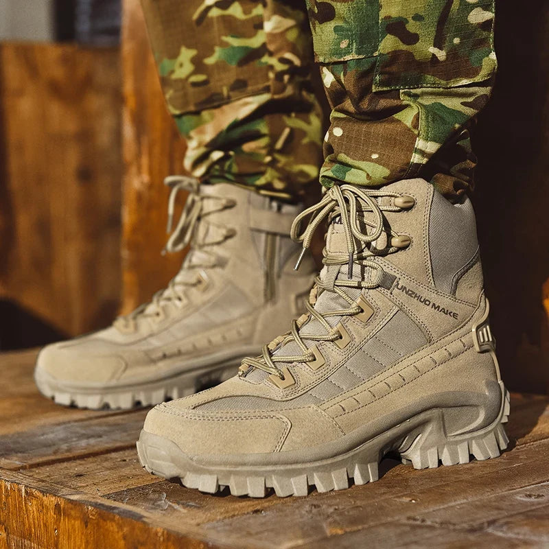Wysokie buty trekkingowe męskie przeznaczone do turystyki górskiej