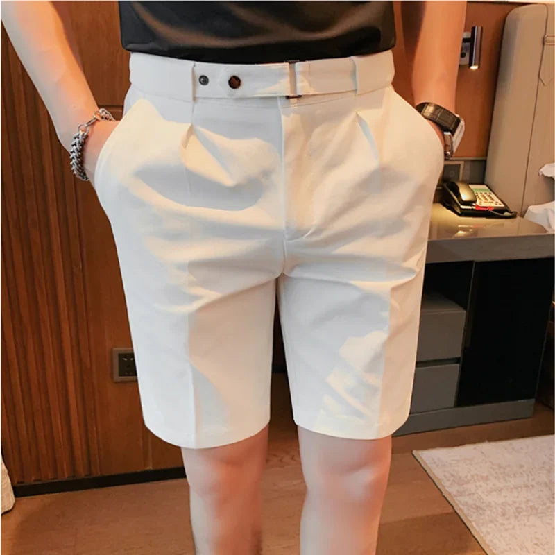 Męskie białe szorty z wysokim stanem i zakładkami w stylizacji smart casual