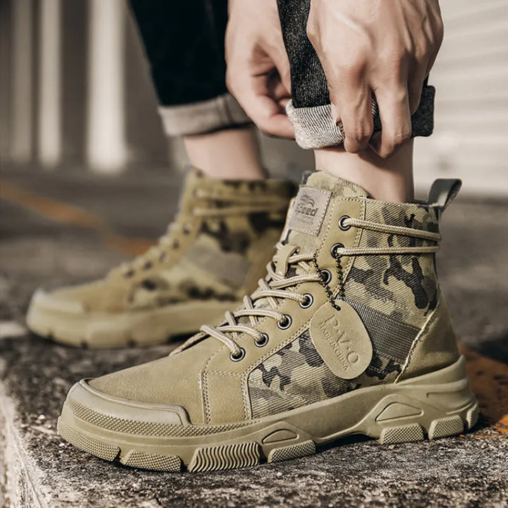 Wysokie buty wojskowe męskie w kamuflażu, podeszwa antypoślizgowa