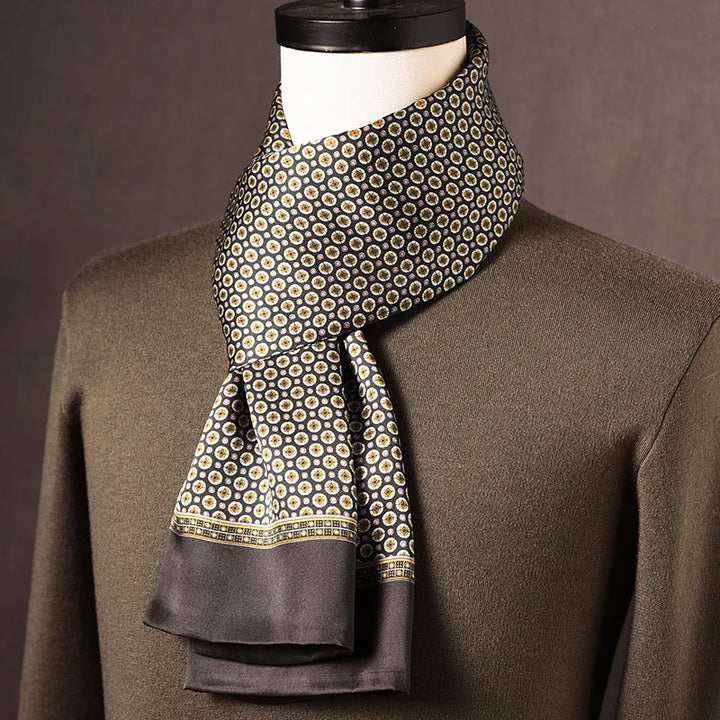 Klasyczny szalik męski w eleganckim stylu, doskonały do płaszcza