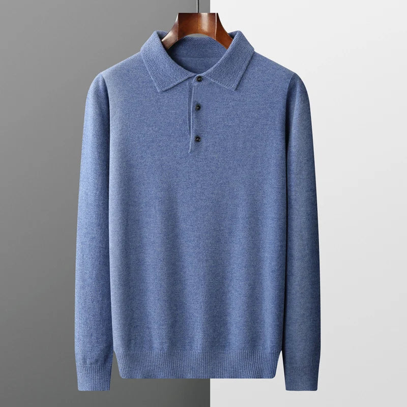 Modny sweter polo męski, zbliżenie na splot i materiał