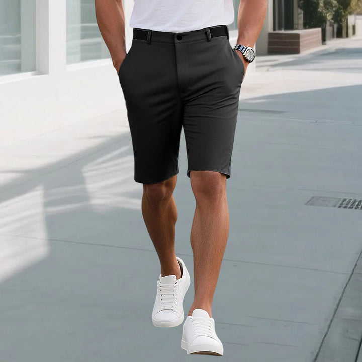 Eleganckie spodenki męskie slim fit, modna odzież na lato