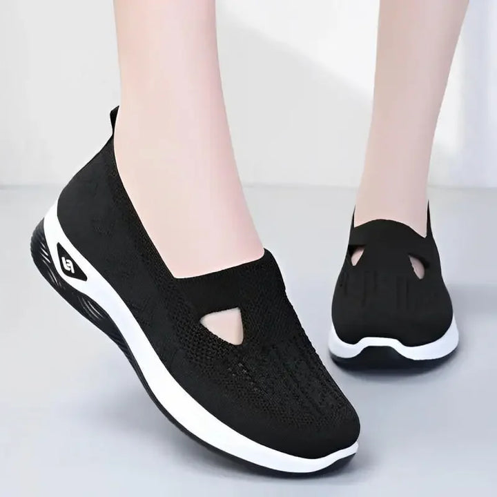 Damskie czarne ortopedyczne buty wsuwane na stopie