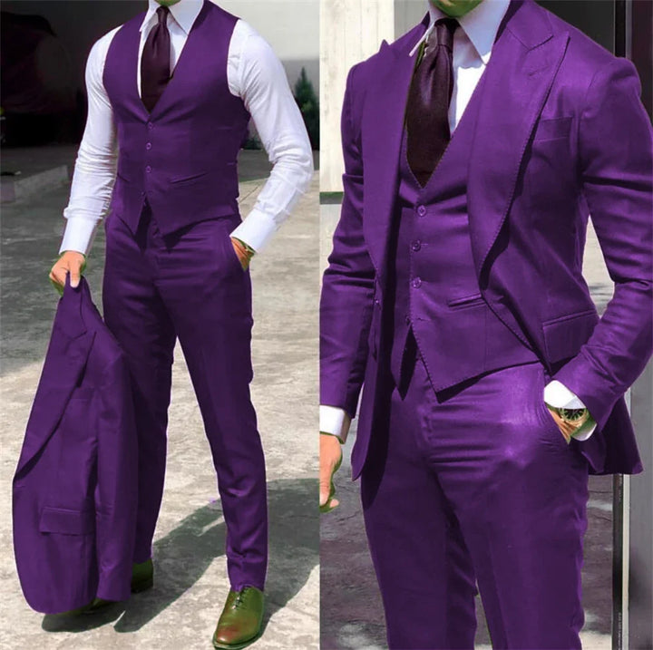 Elegancki garnitur męski slim fit, zbliżenie na materiał i klapy marynarki