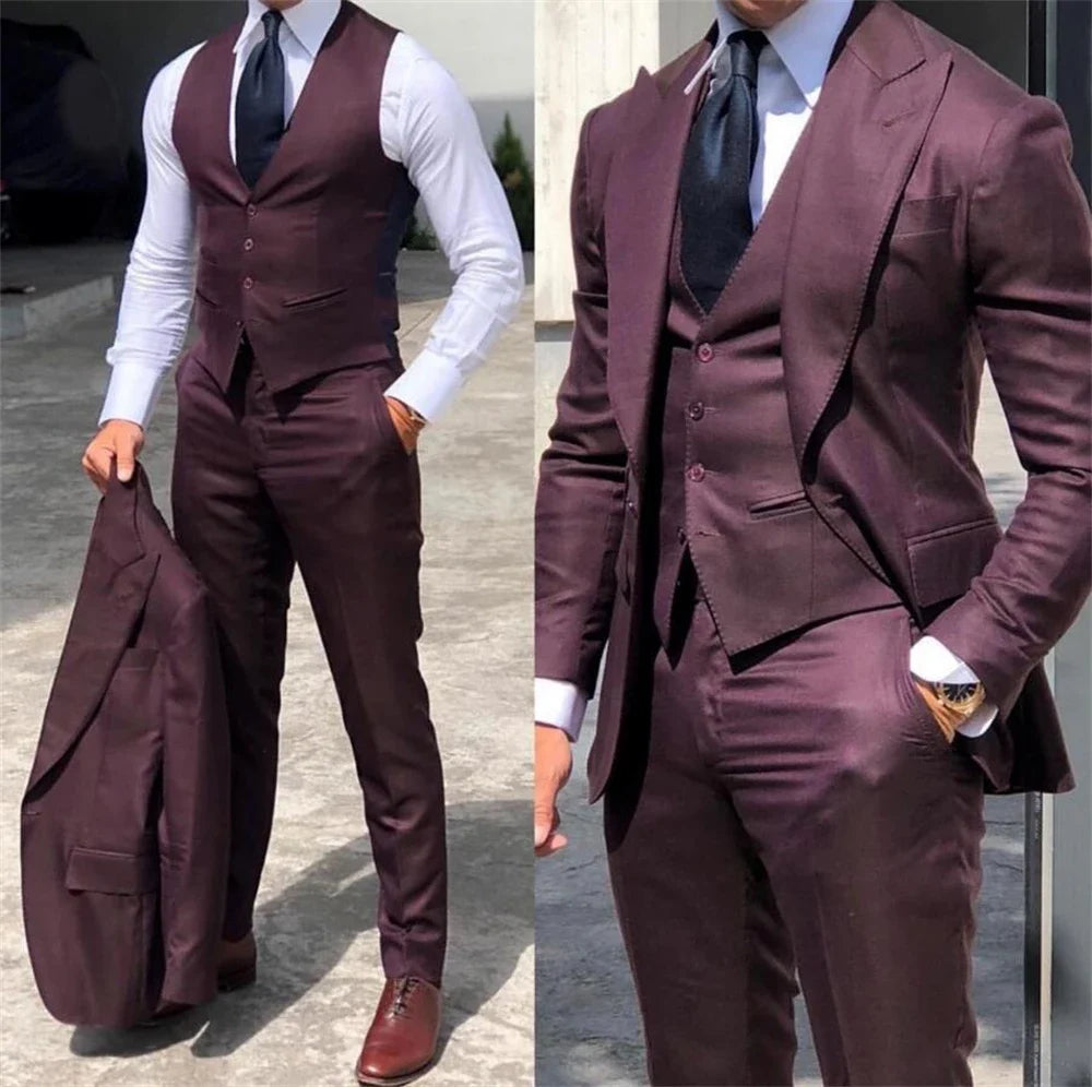 Męski garnitur trzyczęściowy slim fit w całości, elegancki komplet odzież męska