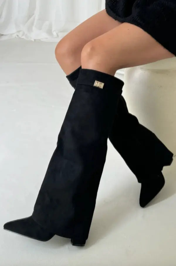 Damskie buty zimowe z wysoką cholewką i klasycznym zapięciem