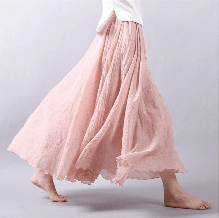 Luźna spódnica damska w stylu boho prezentowana w całości