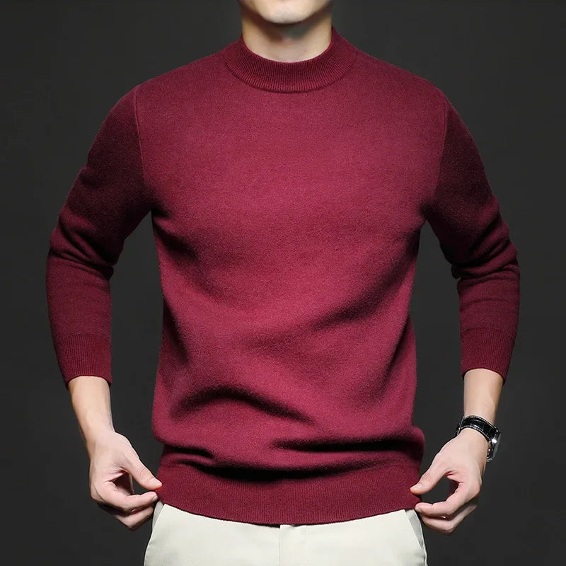 Elegancka odzież męska, sweter w stylu casual od tyłu