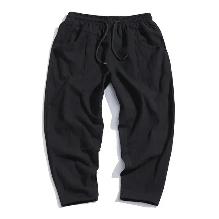 Wygodne męskie spodnie tapered cropped z lekkiego materiału w codziennym stylu casual