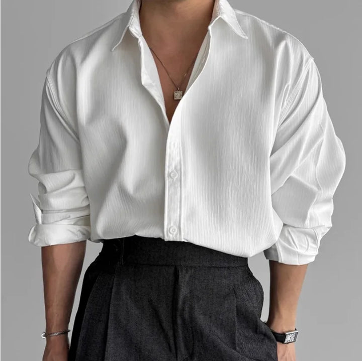 Męska biała elegancka koszula z pełnym zapięciem na guziki w stylu smart casual
