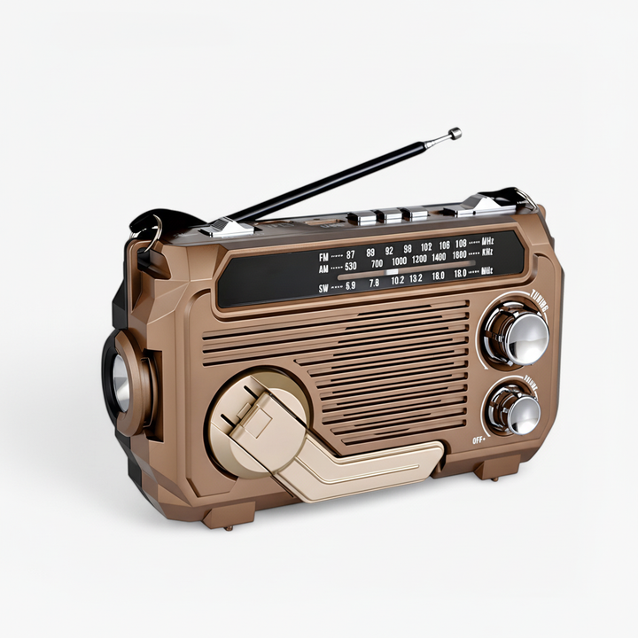 Kompaktowe radio solarne PowerHaven ujęte pod kątem w wersji jasnobrązowej