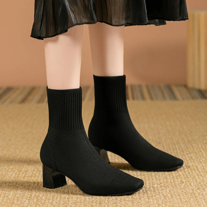 Damskie dziergane botki na słupku z elastyczną cholewką sock boots