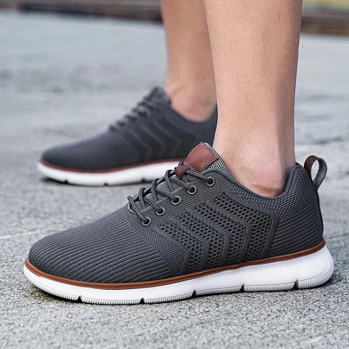 Męskie szare sneakersy sportowe z siateczki na stopach