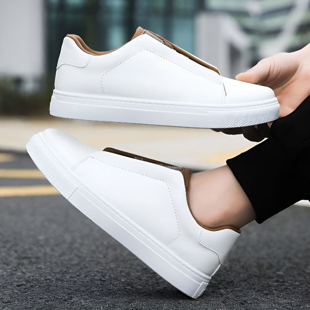 Męskie sneakersy minimalistyczne Patryk w stylizacji casualowej