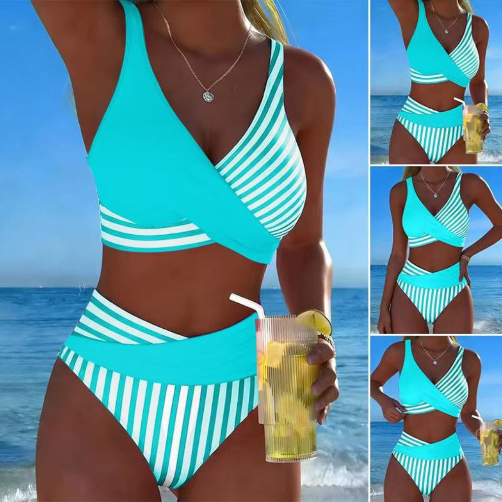 Damskie bikini dwuczęściowe z kontrastowymi panelami na tle plaży