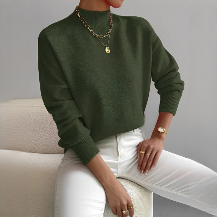Kolekcja jesienna odzieży damskiej, elegancki sweter khaki