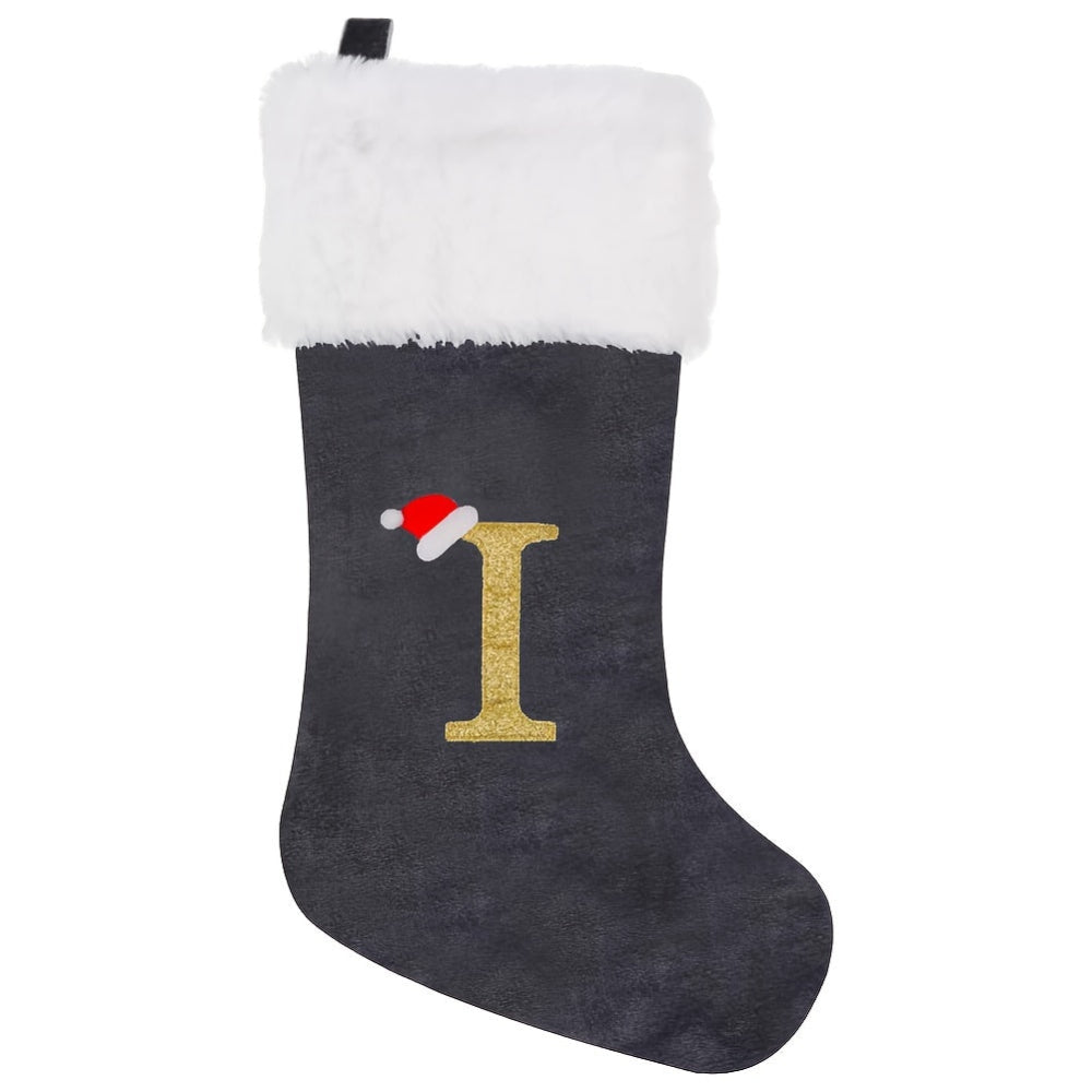 Stylowa szara skarpeta świąteczna z aksamitu, z monogramem, dodatek do wnętrza.
