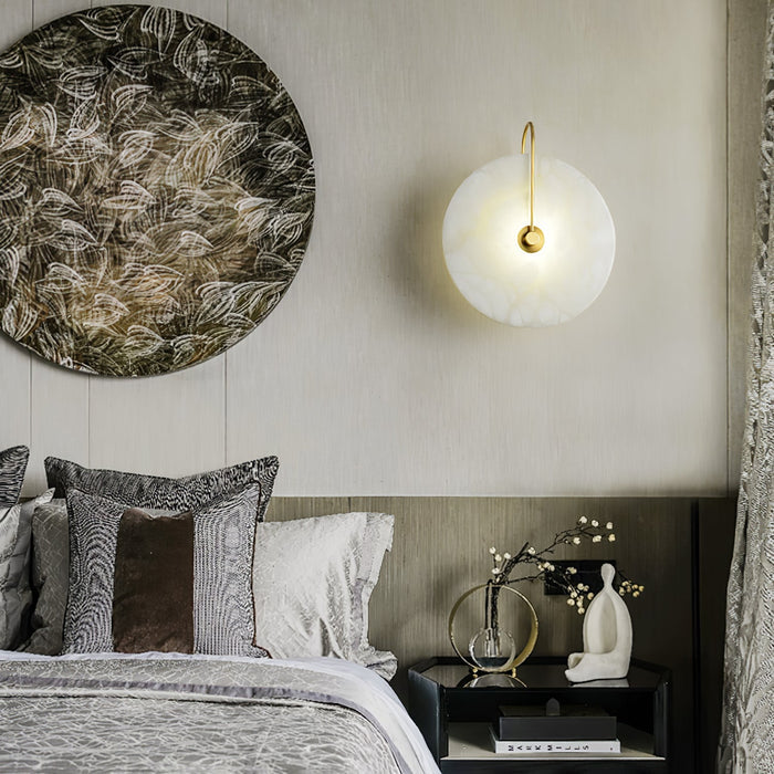 Lampa ścienna LED, alabaster. Nowoczesne oświetlenie ścienne do sypialni i salonu. Designerski styl.