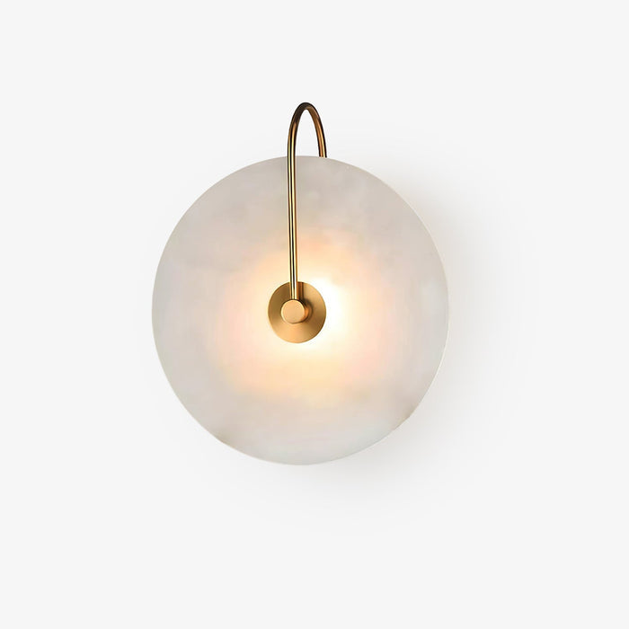Kinkiet LED z alabastru. Nowoczesna lampa ścienna, idealna do sypialni i salonu. Minimalistyczny design.