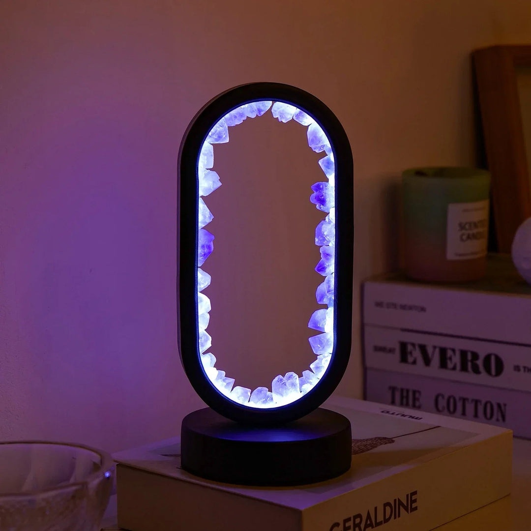 Ametystowa lampa stołowa, naturalny kryształ dla relaksu i spokoju w domu.