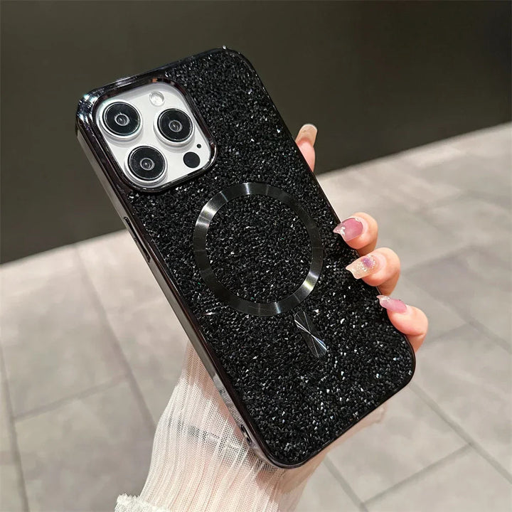 Modne brokatowe etui magnetyczne do iPhone'a. Lśniący pokrowiec zapewnia ochronę i elegancję.
