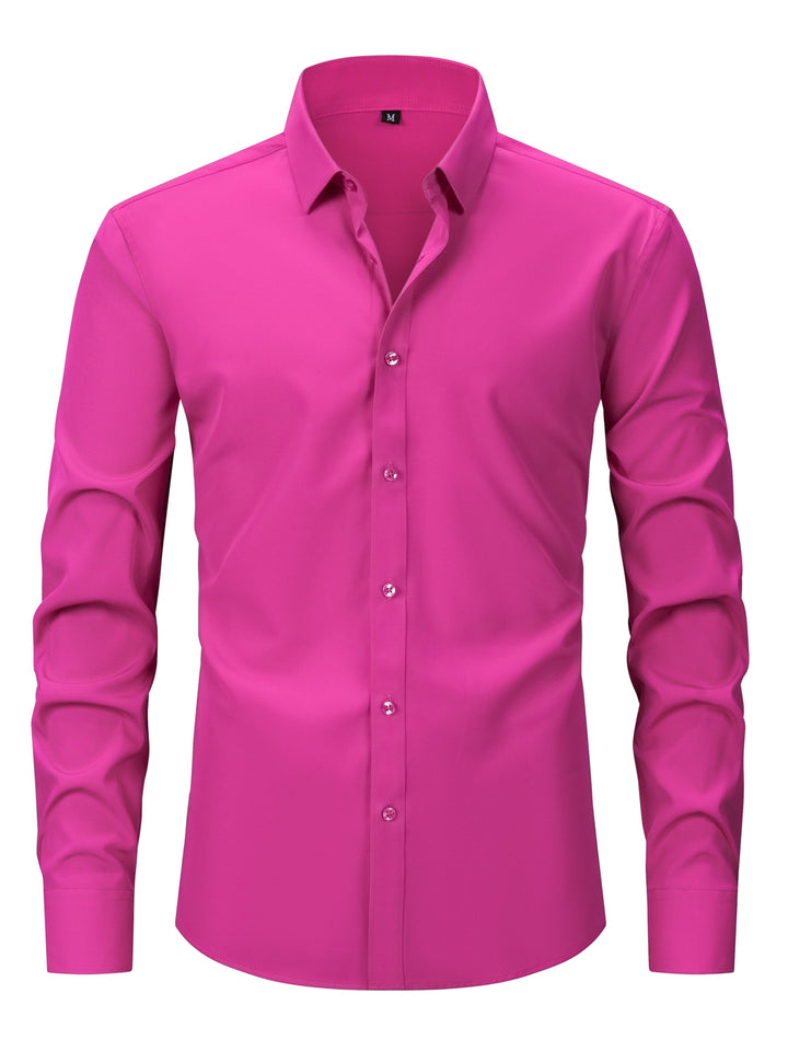 Męska koszula do biura w kroju slim fit, detal mankietu z guzikami