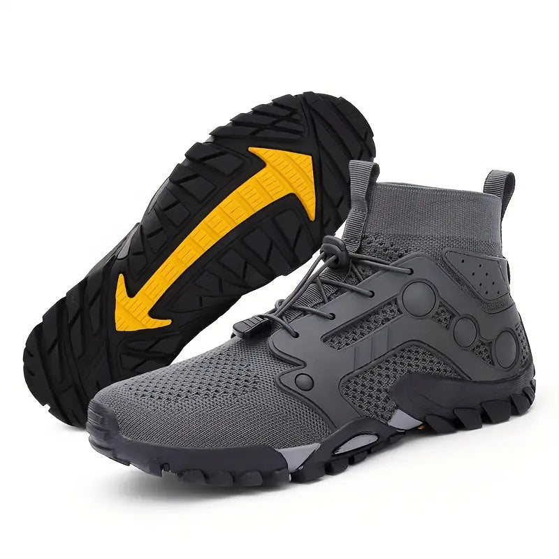 Męskie buty TrailFlex barefoot prezentowane w plenerze