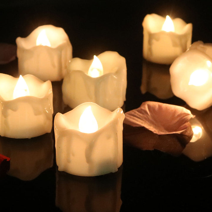 Bezpieczne świece LED tealight na baterie, doskonałe do tworzenia romantycznej atmosfery bez ryzyka pożaru.