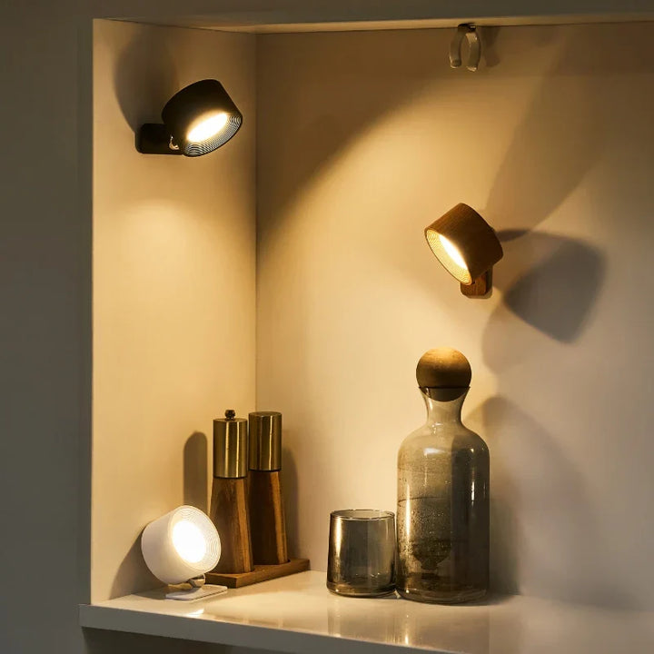Bezprzewodowa lampa ścienna LED 360° z magnetycznym mocowaniem. Nowoczesne oświetlenie domowe.
