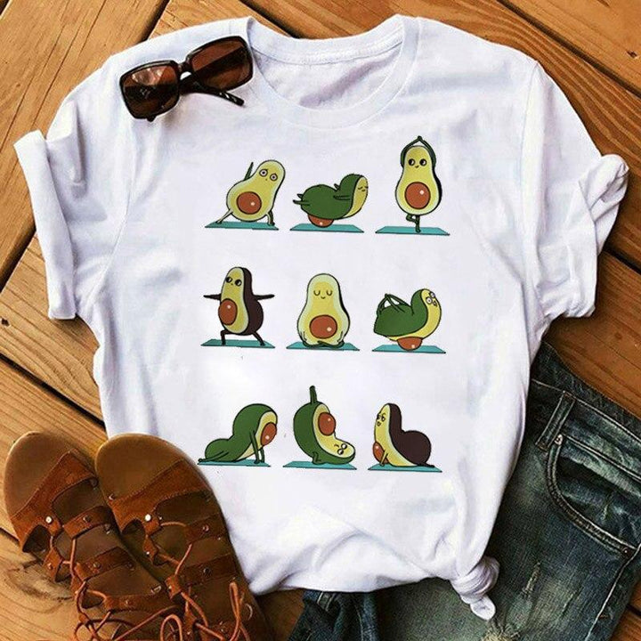 Biała koszulka damska T-shirt z modnym nadrukiem awokado, luźny krój, idealna na lato i casualowe stylizacje.