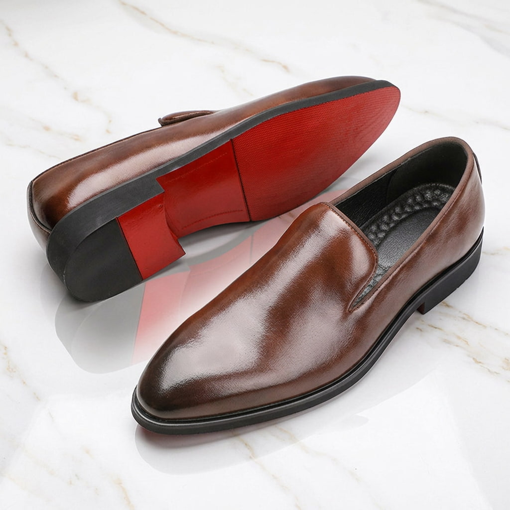 Męskie brązowe mokasyny wsuwane formalne, szpiczasty nosek. Eleganckie buty do pracy, wieczorne stylizacje.