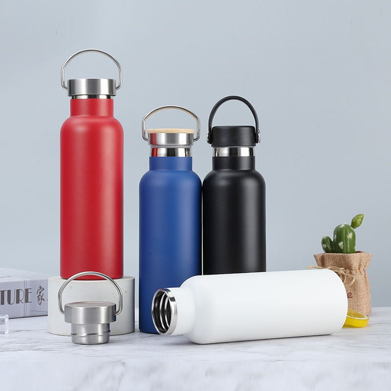 Butelka termiczna 500ml ze stali nierdzewnej z uchwytem. Idealna na wodę i napoje w podróży.