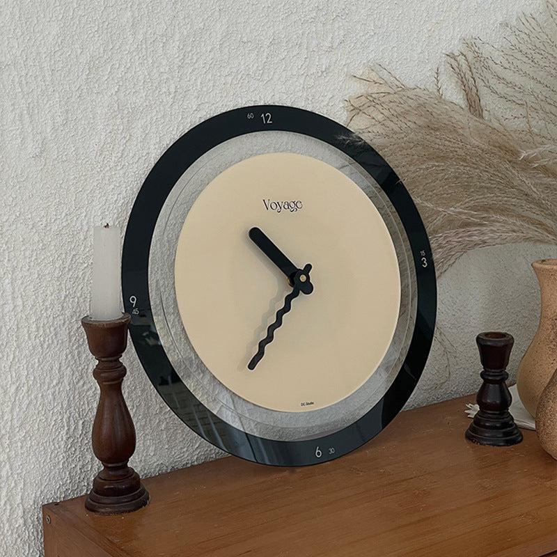 Zegar ścienny bezgłośny, styl skandynawski. Minimalistyczny design, świetny do nowoczesnych wnętrz.