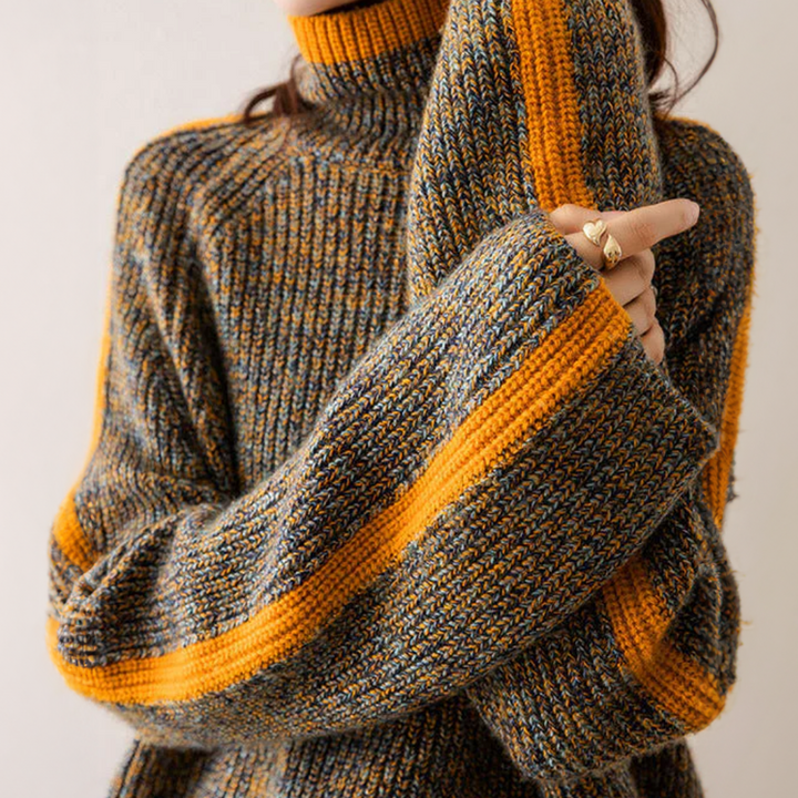 Ciepły, brązowy sweter damski oversize. Idealny na zimę, modny i wygodny.