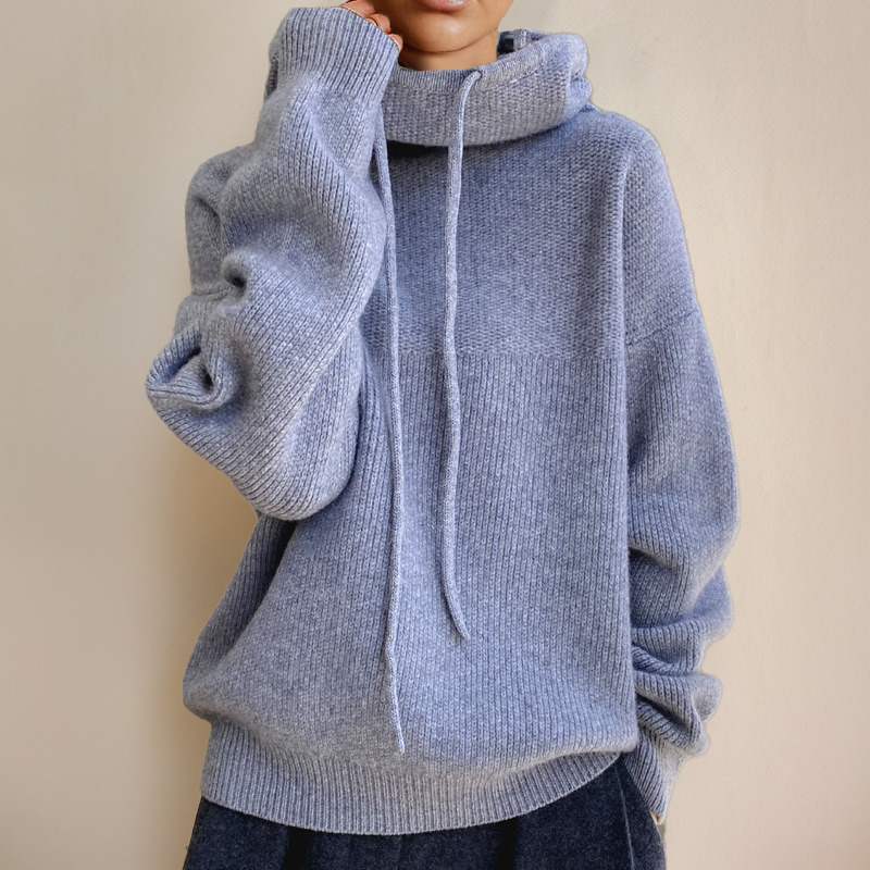 Wygodna bluza damska z kapturem, oversize, w modnym zielonym kolorze. Idealna na co dzień.