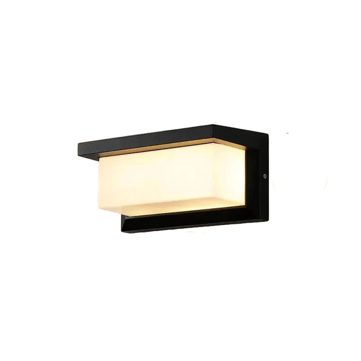 Lampa zewnętrzna LED IP65 z czujnikiem ruchu, bezpieczne i energooszczędne oświetlenie ogrodu.