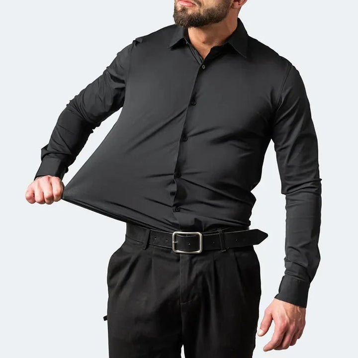 Czarna męska koszula elegancka slim fit, idealna do biura i na formalne okazje.