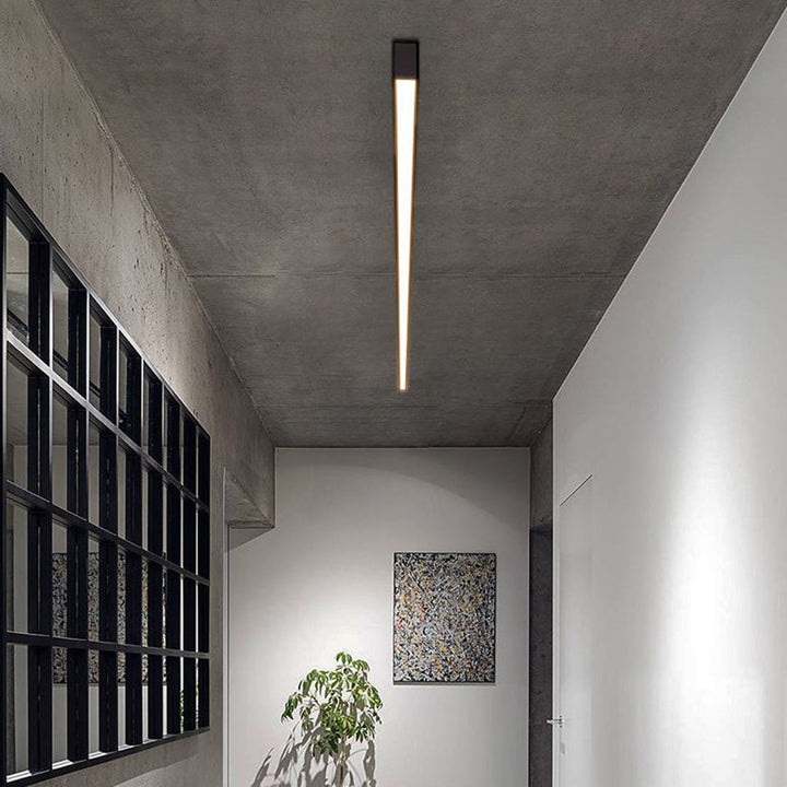 Czarna nowoczesna liniowa lampa LED sufitowa. Energooszczędne i jasne oświetlenie do wnętrz.