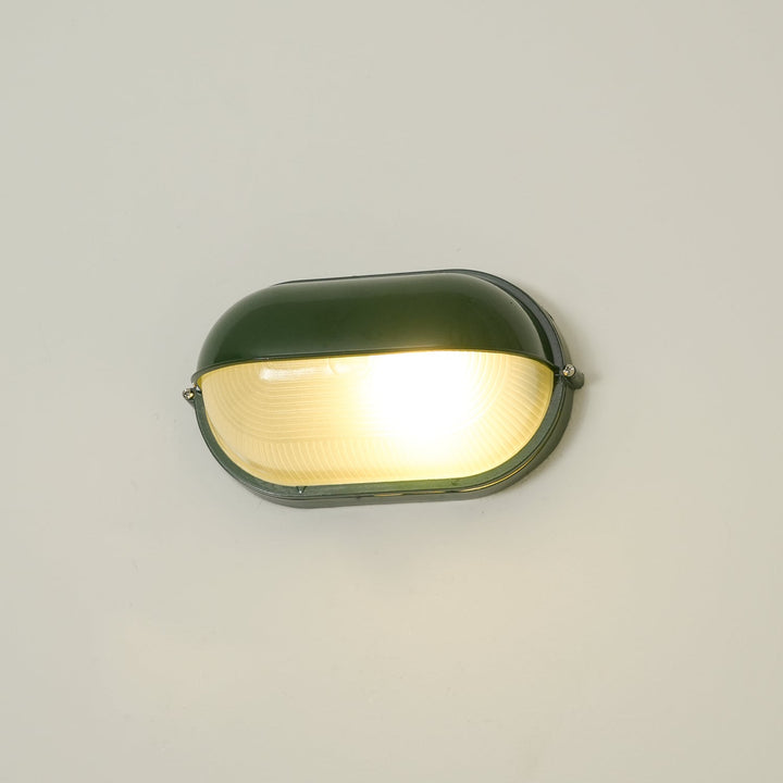 Owalna lampa ścienna czarna, odporna na rdzę, na taras, styl retro.
