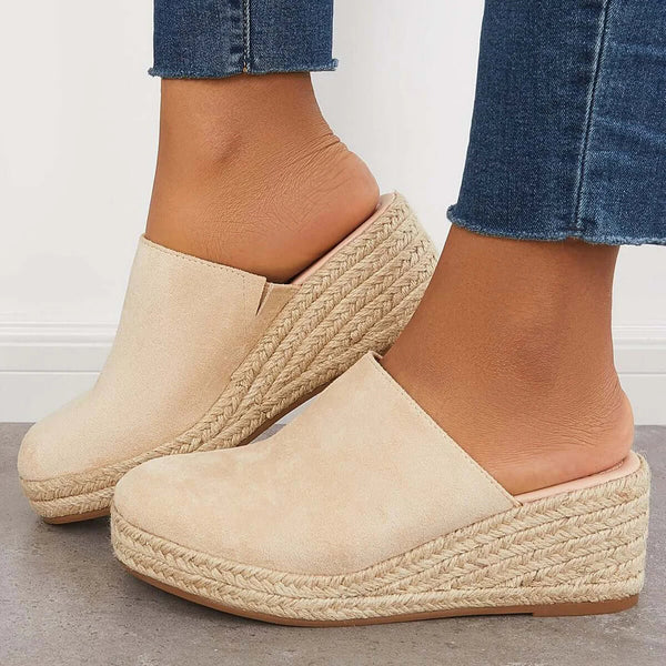 Damskie espadryle na koturnie khaki. Stylowe i komfortowe obuwie letnie, idealne na upalne dni.