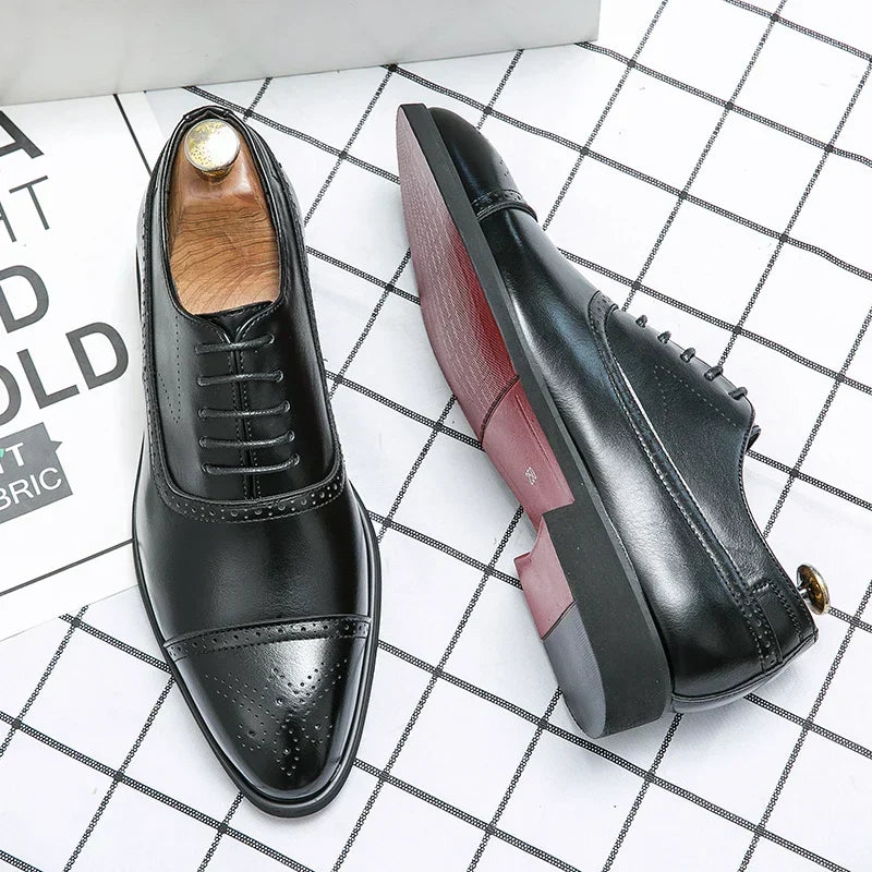 Czarne męskie eleganckie buty Oxford Borys, idealne do garnituru. Klasyczne obuwie wizytowe ze skóry.
