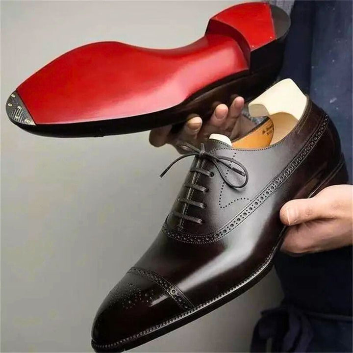 Eleganckie męskie buty Oxford Borys, klasyczne obuwie ze skóry do garnituru. Stylowe męskie oxfordy.