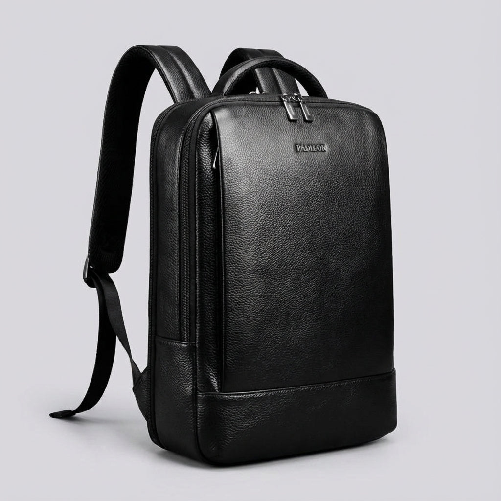 Stylowy czarny plecak unisex UrbanLuxe na laptopa 17 cali. Duża pojemność, idealny do pracy i szkoły, funkcjonalny.